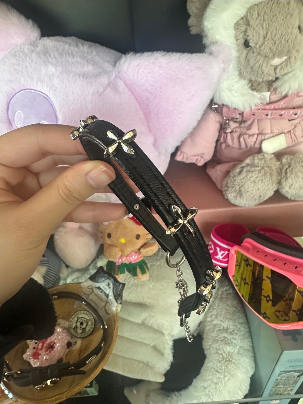Girls Black Flower-Accent Faux Leather Belt with Silver Hardware